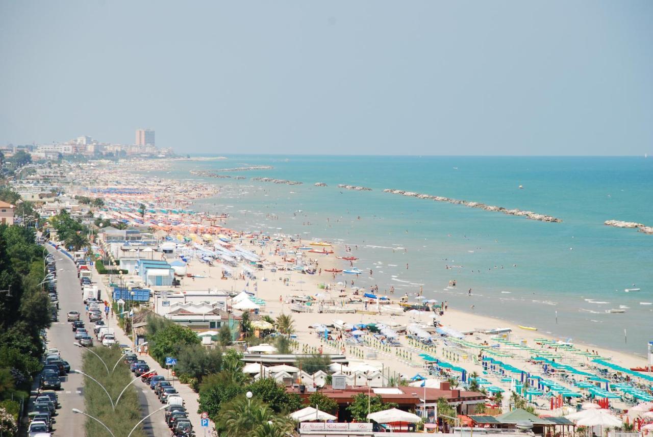 B&B Al Mare Порто-Сан-Джорджо Экстерьер фото