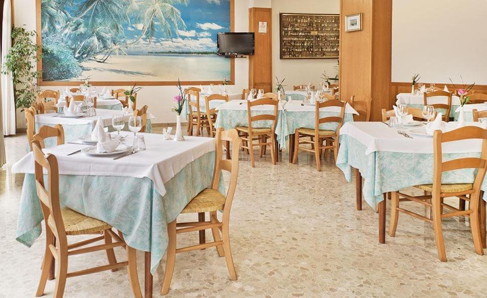 B&B Al Mare Порто-Сан-Джорджо Экстерьер фото